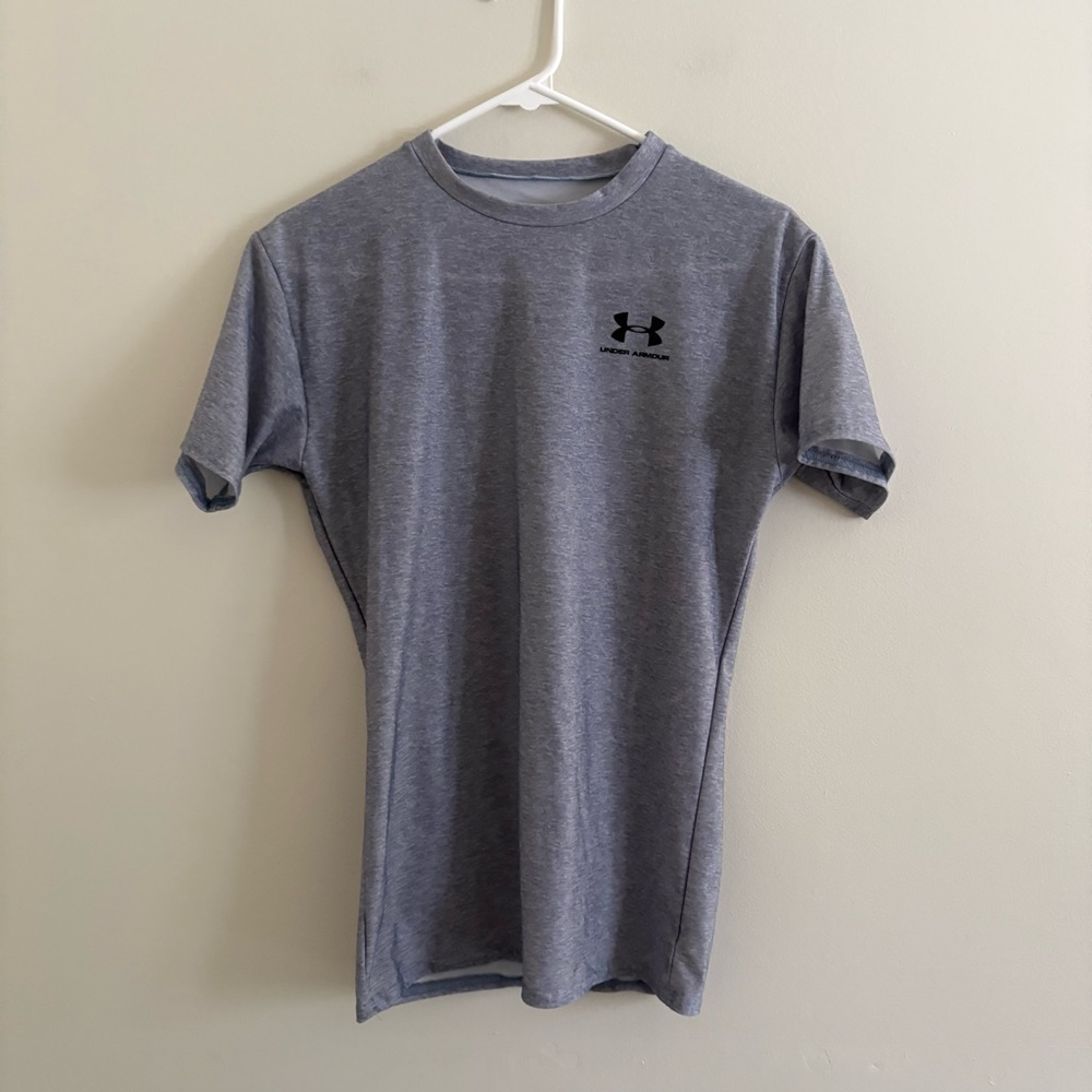 Under Armour Adult Large Grey T-shirt Compression Shirt Sporty Workout Gym